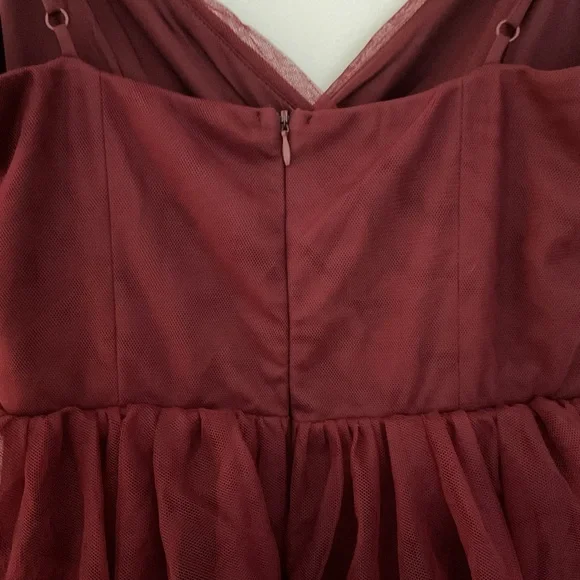 Lulus Rule The Runway Burgundy Tulle Surplice Tiered Maxi Dress Small NWT - Picture 9 of 15